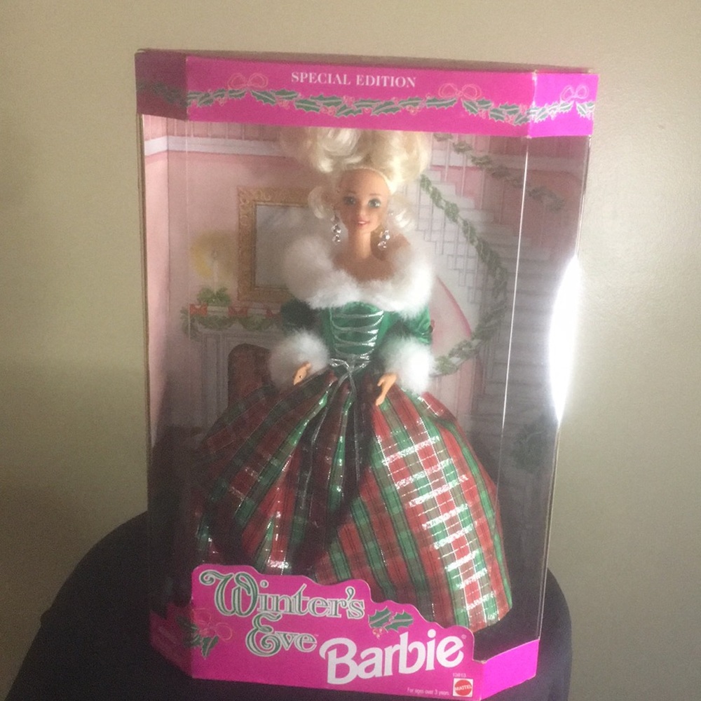 1994 Special Edition Winter's Eve Barbie Mattel